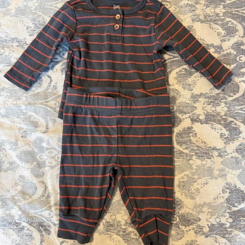 Carter-s two piece
